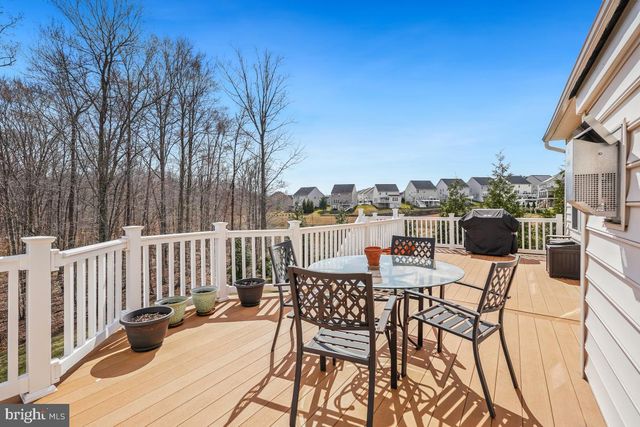 4463 WEEJUN LOOP, Woodbridge, VA 22192