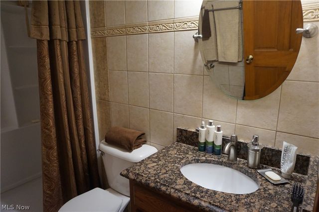 6019 New London Road, Ashtabula, OH 44004