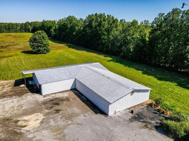 6019 New London Road, Ashtabula, OH 44004