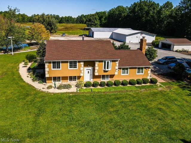 6019 New London Road, Ashtabula, OH 44004