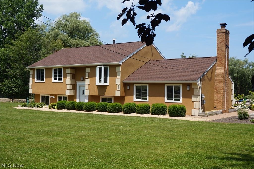 6019 New London Road, Ashtabula, OH 44004