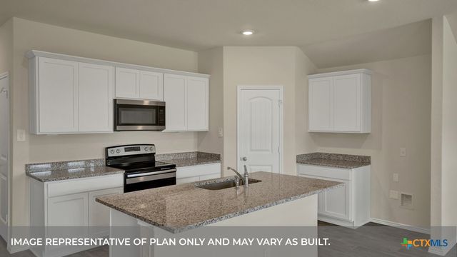 214 WIRECRESTED Drive, Lockhart, TX 78644