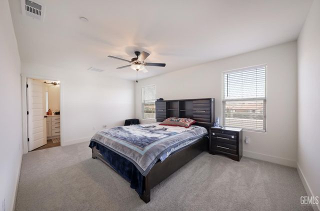 6614 Glacier Bay Street, Bakersfield, CA 93313