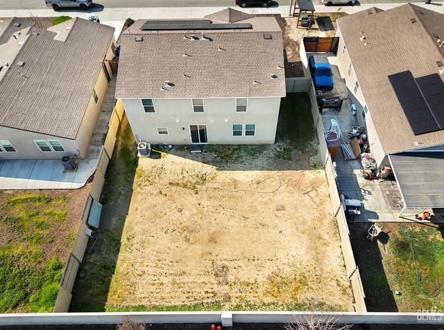 6614 Glacier Bay Street, Bakersfield, CA 93313