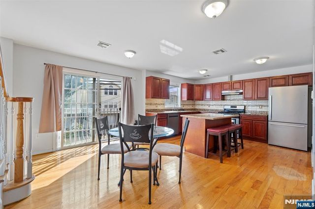 35 Clark Street A, Newark, NJ 07104