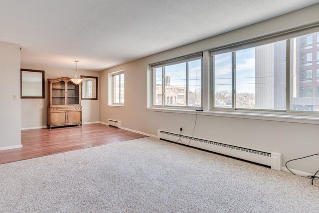 4400 Upton Avenue S 202, Minneapolis, MN 55410