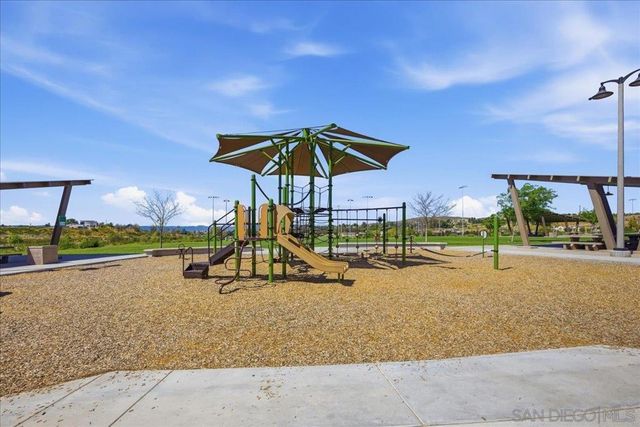 39319 Corvina, Temecula, CA 92591