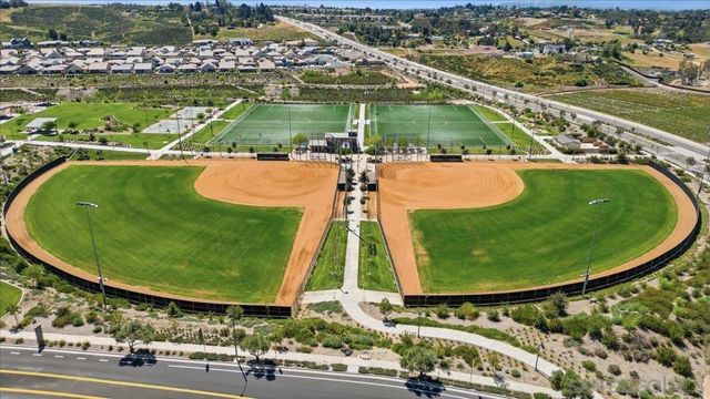 39319 Corvina, Temecula, CA 92591