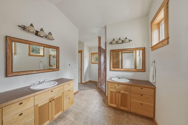 63375 Saddleback Drive, Bend, OR 97703