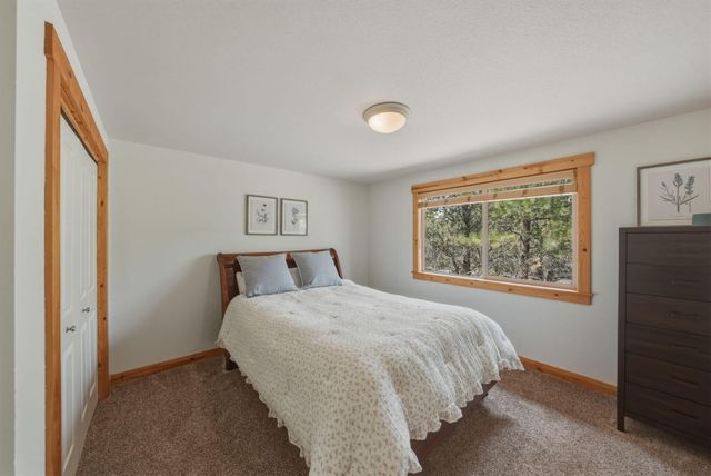 63375 Saddleback Drive, Bend, OR 97703