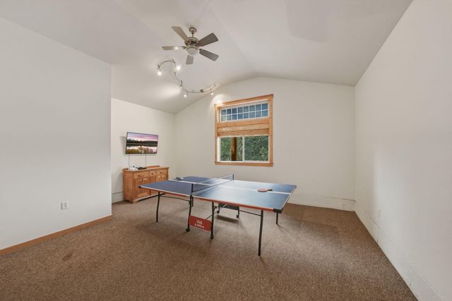 63375 Saddleback Drive, Bend, OR 97703