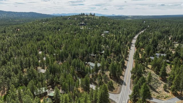 63375 Saddleback Drive, Bend, OR 97703