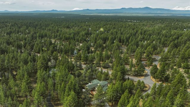 63375 Saddleback Drive, Bend, OR 97703