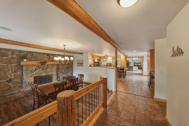 63375 Saddleback Drive, Bend, OR 97703