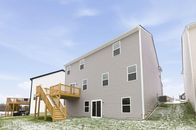 8517 Quail Creek Ct, Louisville, KY 40229