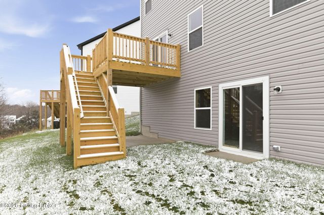 8517 Quail Creek Ct, Louisville, KY 40229