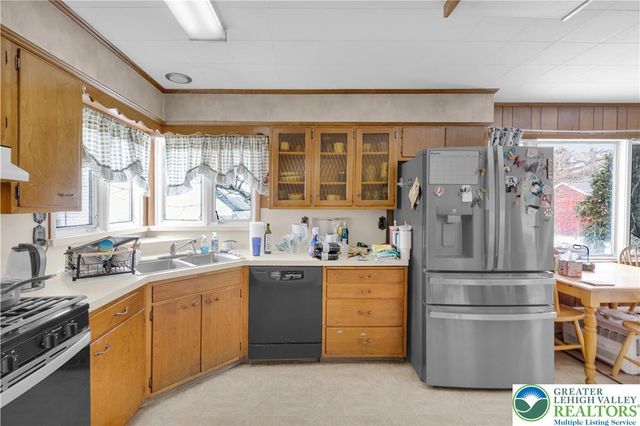 443 3rd Street North, Emmaus Boro, PA 18049