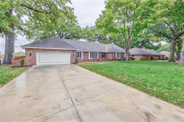 6218 W 64 Terrace, Mission, KS 66202