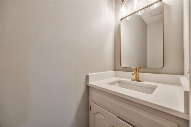 6218 W 64 Terrace, Mission, KS 66202