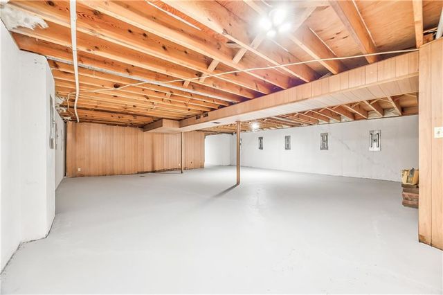 6218 W 64 Terrace, Mission, KS 66202