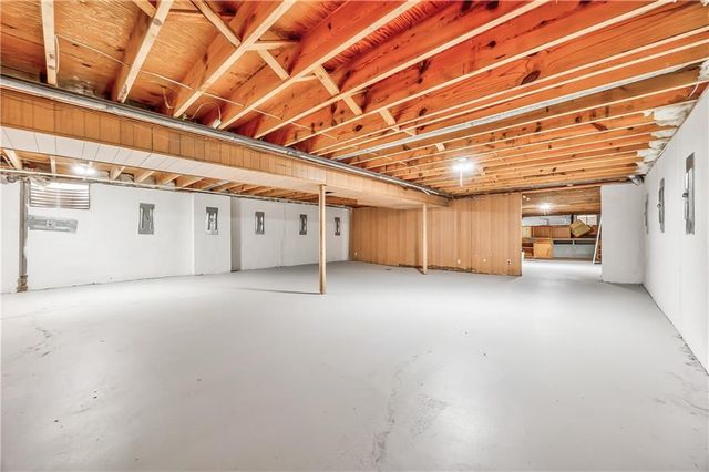 6218 W 64 Terrace, Mission, KS 66202