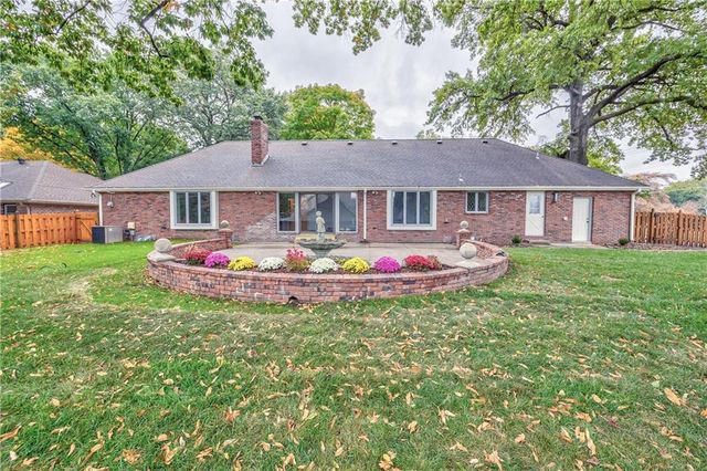 6218 W 64 Terrace, Mission, KS 66202