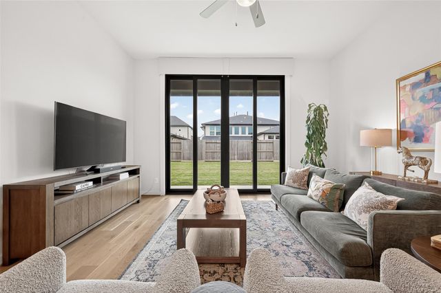 29843 Breezy Pines Loop, Fulshear, TX 77441