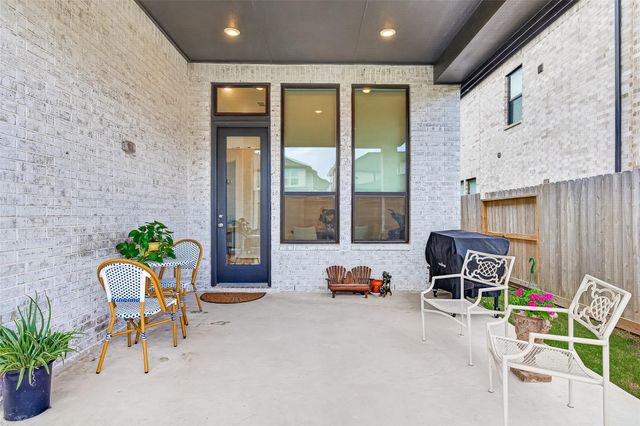 29843 Breezy Pines Loop, Fulshear, TX 77441