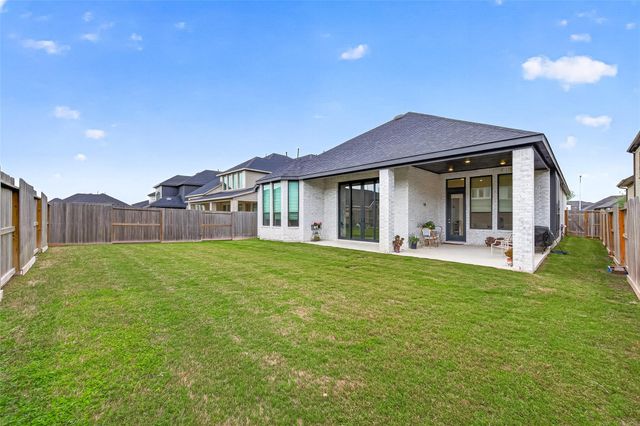 29843 Breezy Pines Loop, Fulshear, TX 77441