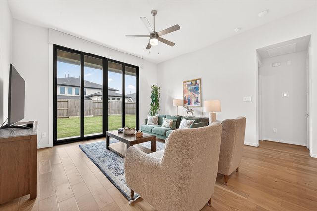 29843 Breezy Pines Loop, Fulshear, TX 77441