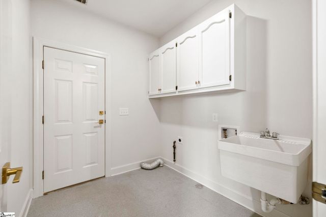 302 Greenview Circle, Greenville, SC 29609