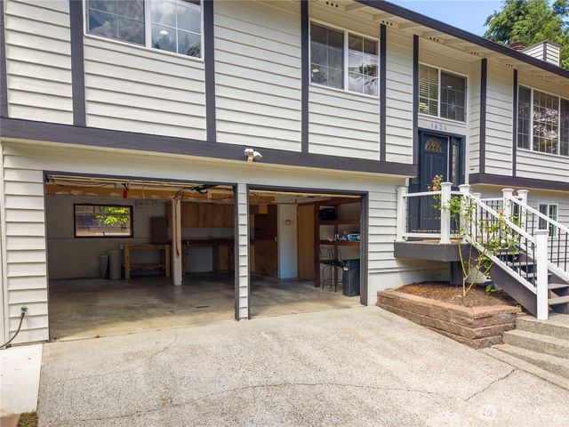 9626 NE 129th Place, Kirkland, WA 98034