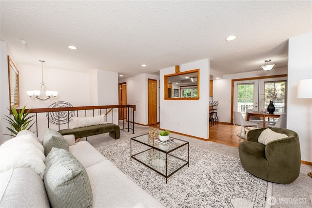 9626 NE 129th Place, Kirkland, WA 98034