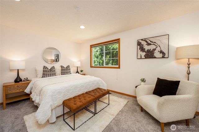 9626 NE 129th Place, Kirkland, WA 98034