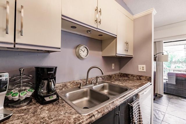 323 BOBBY JONES ROAD 323, Sarasota, FL 34232