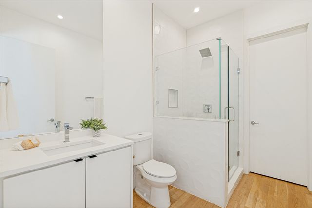 5817 Richmond Avenue, Dallas, TX 75206