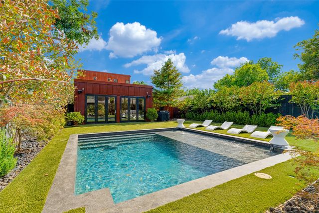 5817 Richmond Avenue, Dallas, TX 75206