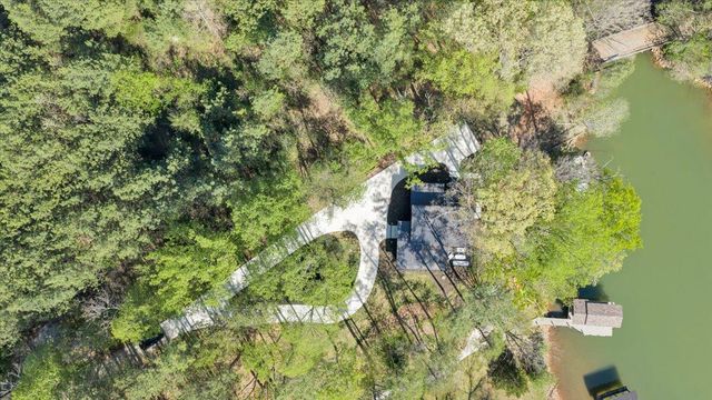 16358 Moneta RD, Moneta, VA 24121