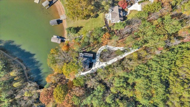 16358 Moneta RD, Moneta, VA 24121