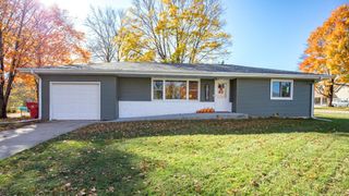 321 5th Street W, Mantorville, MN 55955