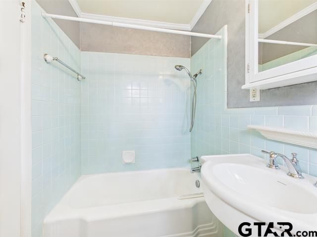 3323 S Keaton Ave, Tyler, TX 75701