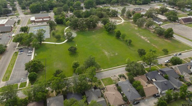 3323 S Keaton Ave, Tyler, TX 75701