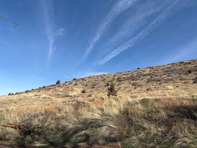 2051 Del Moro Street, Klamath Falls, OR 97601