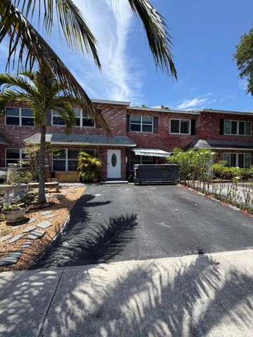 806 NW 41st Court ., Deerfield Beach, FL 33064