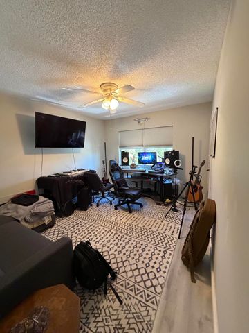 806 NW 41st Court ., Deerfield Beach, FL 33064