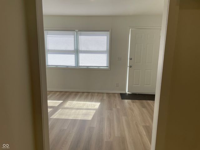 8246 E 41st Place, Indianapolis, IN 46226