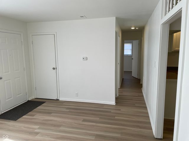 8246 E 41st Place, Indianapolis, IN 46226