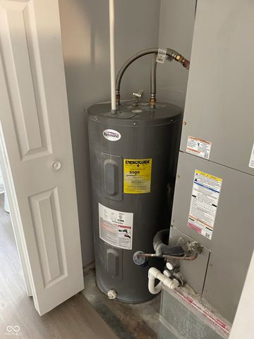 8246 E 41st Place, Indianapolis, IN 46226