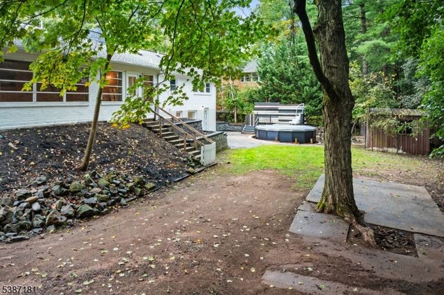 88 Emerson Rd, Franklin Twp., NJ 08873