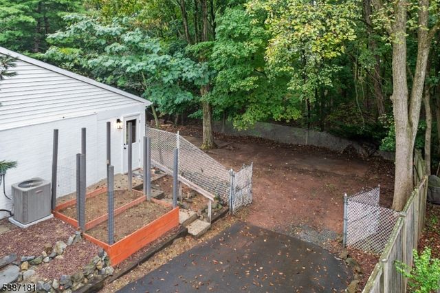 88 Emerson Rd, Franklin Twp., NJ 08873